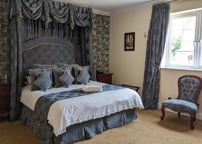Hempstead House Hotel & Restaurant