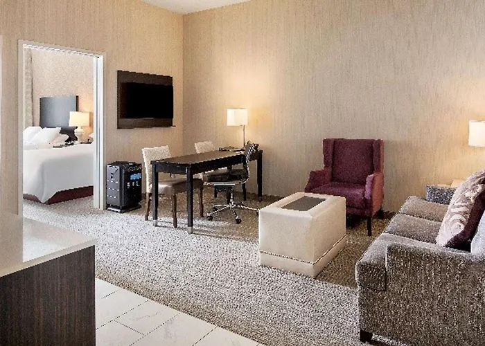 Embassy Suites Louisville Downtown