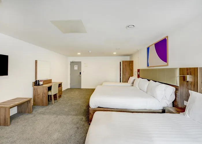 Oyo Plymouth Central Hotel