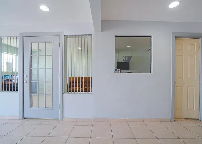 Oyo Hotel Midland