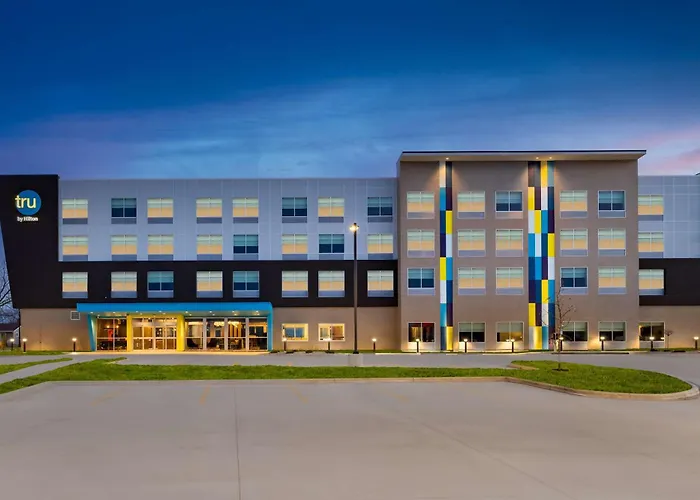 Tru By Hilton Oshkosh