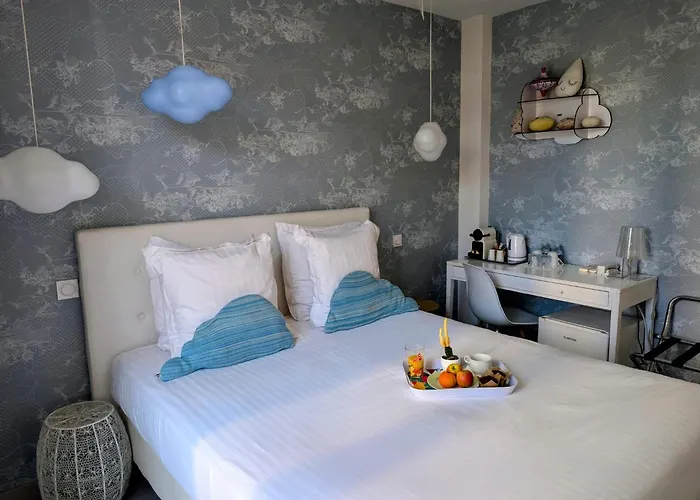 Hotel Mademoiselle