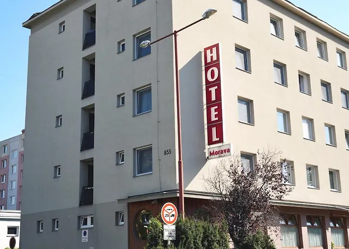 Morava Apartman 7 Manzelska Postel A Postel Pro 3 Osobu, Parkovani Zdarma Safarikova 855 Uherske Hradiste