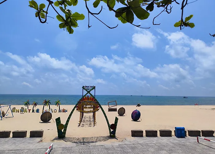 View Nhat Le Beach Hotel