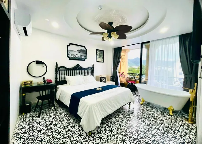 Nereus Hotel