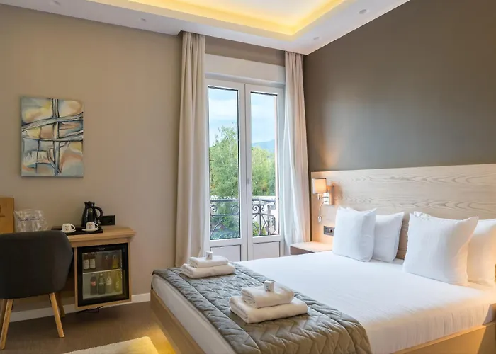 Emilia Lux Rooms
