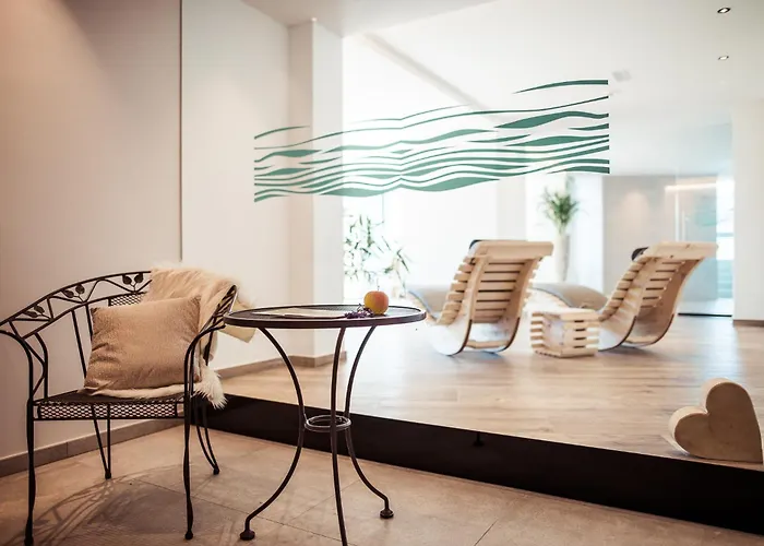 Hotel Tyrol Scena
