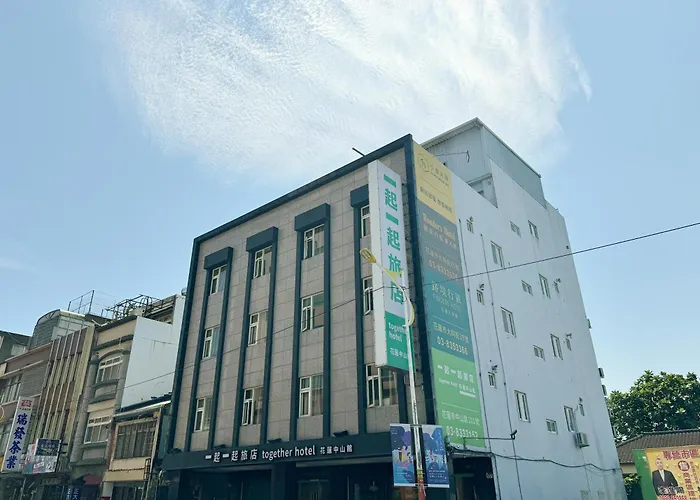 together hotel Hualien Zhongshan