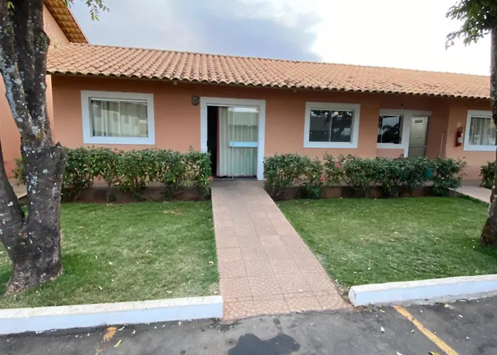 Casa Para Ate 10 Pessoas Diroma Fiori Caldas Novas - Ymt - 417