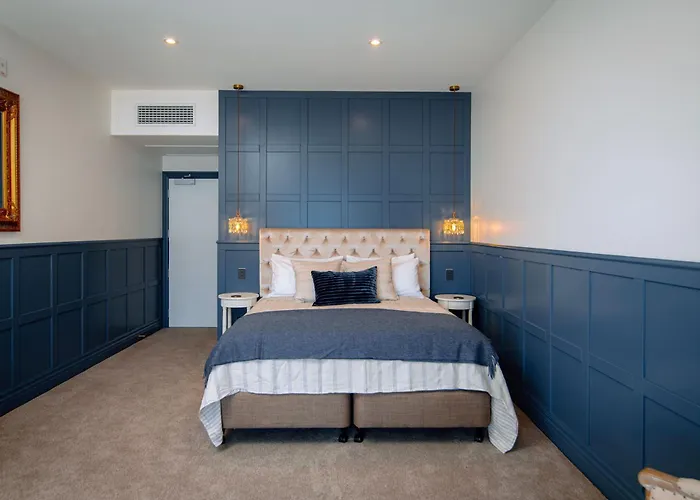 The Pier Hotel