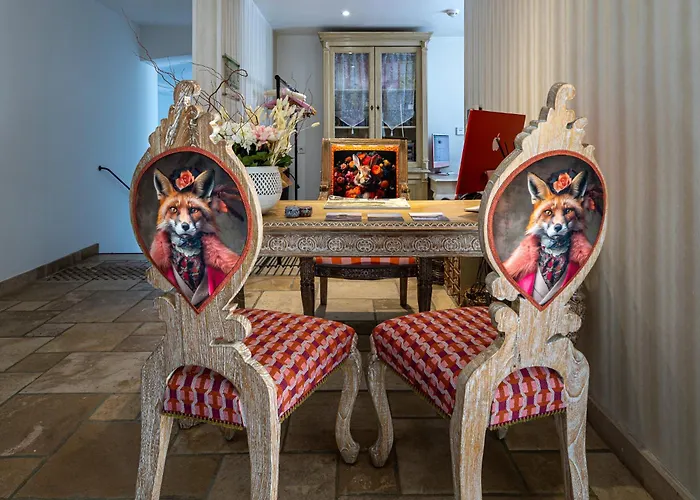 Le Palais D'Aglae, Hotel De Charme