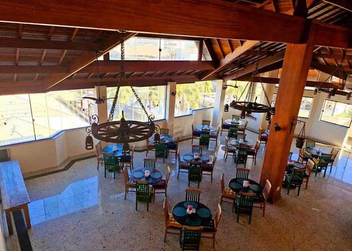 Jadi Hotelaria