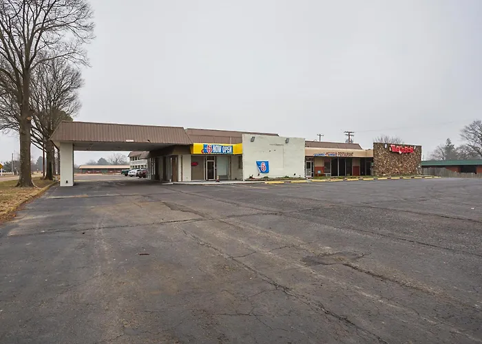 Motel 6-Brinkley, Ar