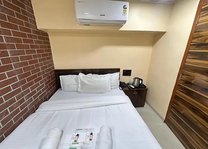 Hotel Jupiter Residency