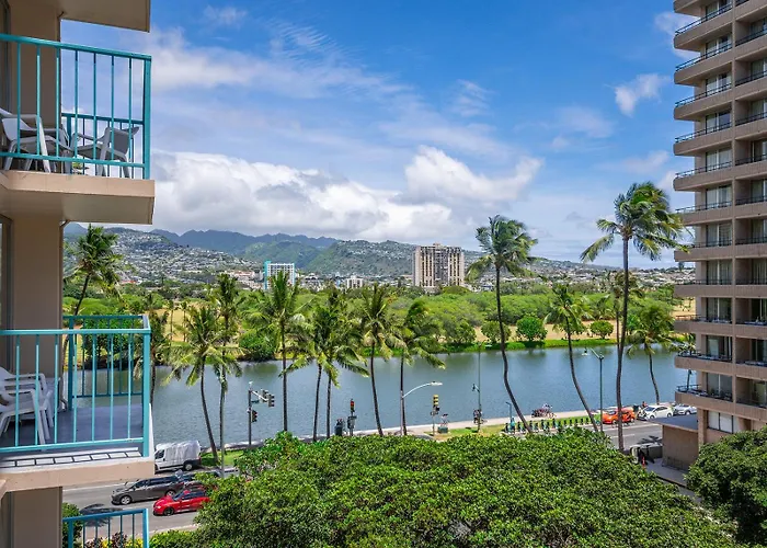 Aqua Aloha Surf Waikiki