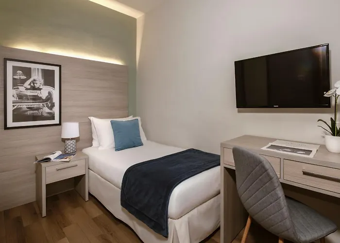 The Howard Hotel