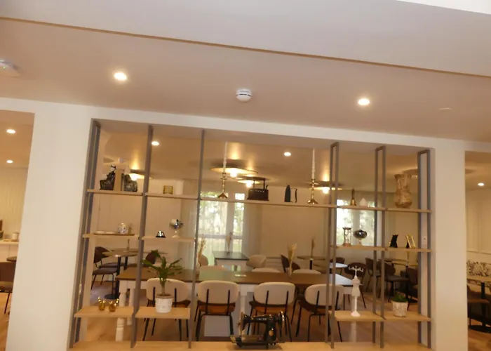 Brit Hotel Confort Alencon