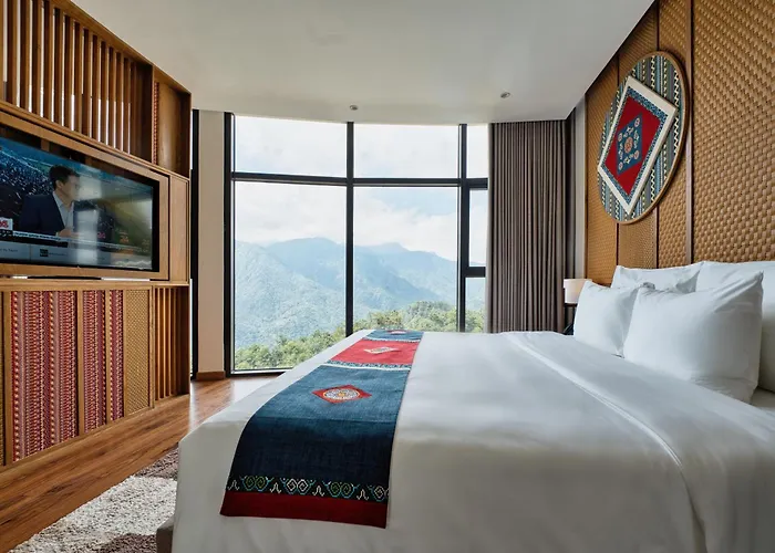 Lady Hill Sapa Resort