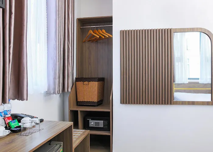 Azura Gold Hotel&Apartment