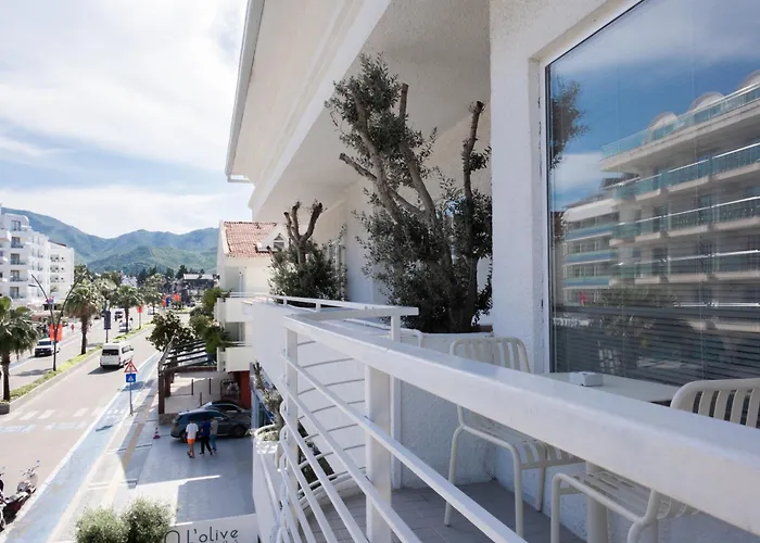 L'Olive Homes