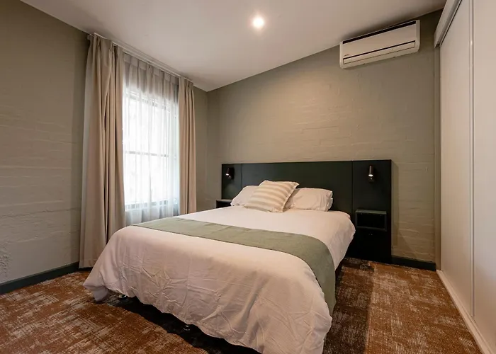 Everton Park Hotel