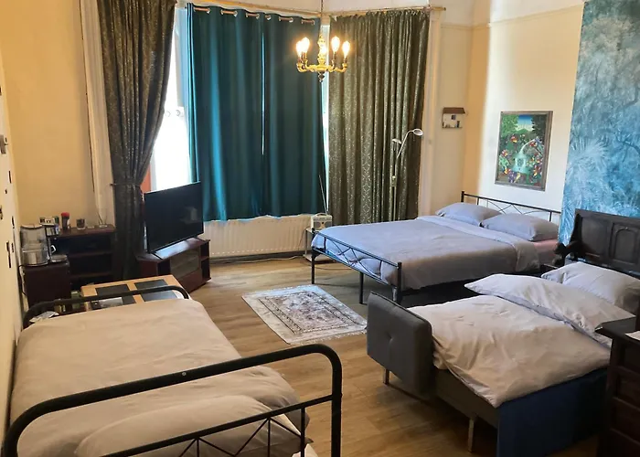 East Cliff Hotel