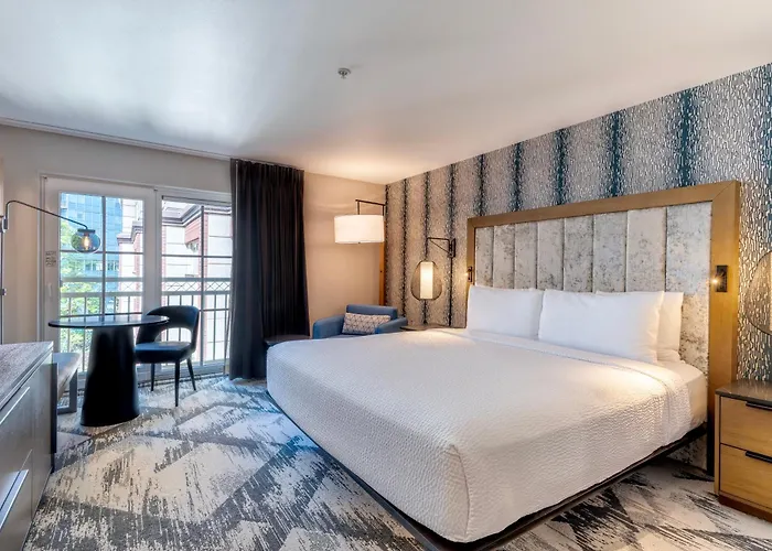 Silver Cloud Hotel - Seattle Broadway