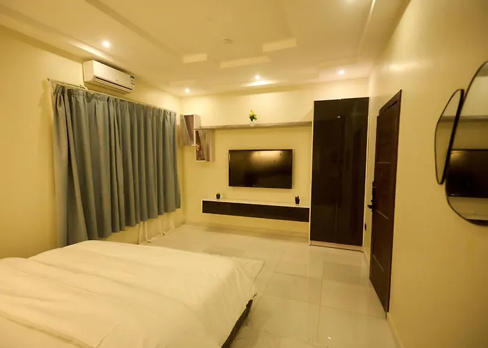 Abram Hills Hotel Ltd
