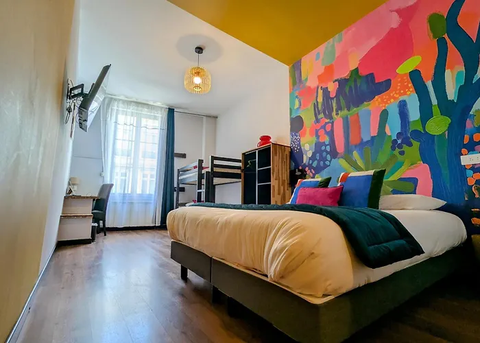 Hotel Des Arts, Artisanal Et Independant
