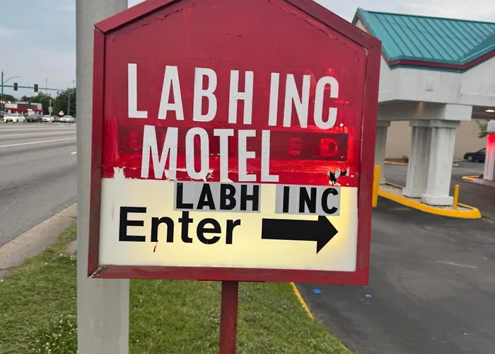 Labh Inc Motel