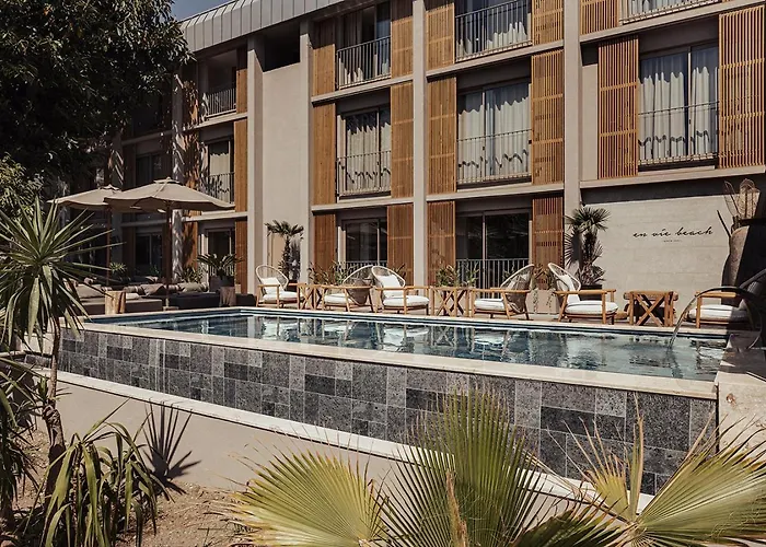 En Vie Beach Boutique Hotel - Adults Only