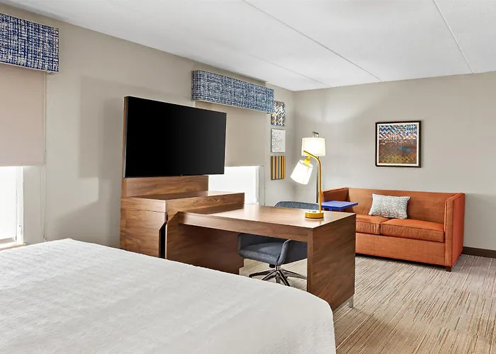 Hampton Inn & Suites Bolingbrook