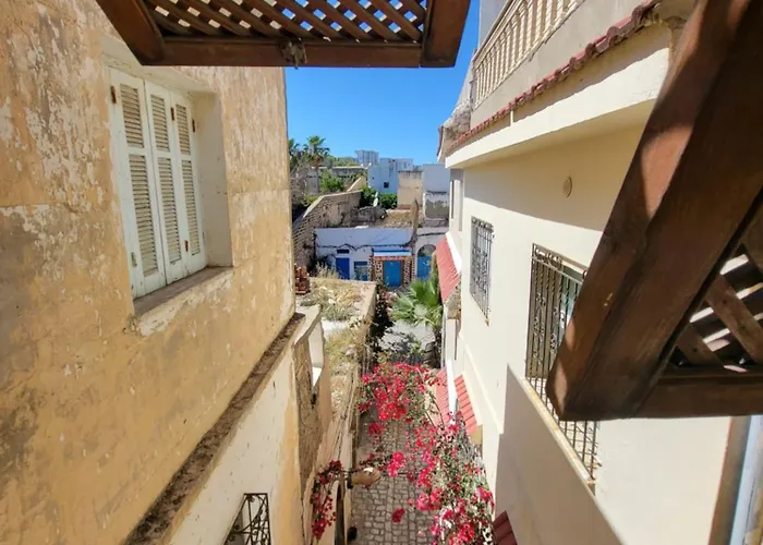 Al Madina, Traditional Riad