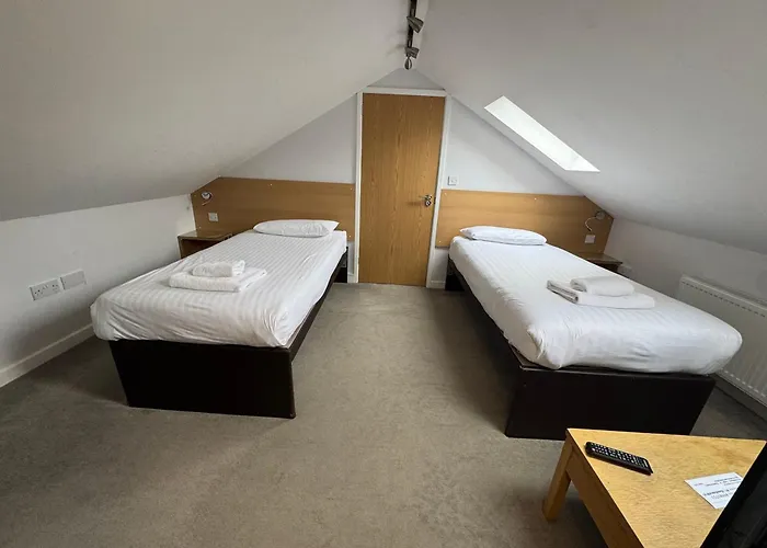 Gidea Park Hotel