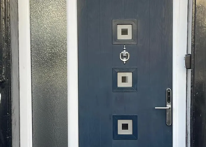 Great Georges Retreat Central Weymouth Beach Contactless Smart Accommodation