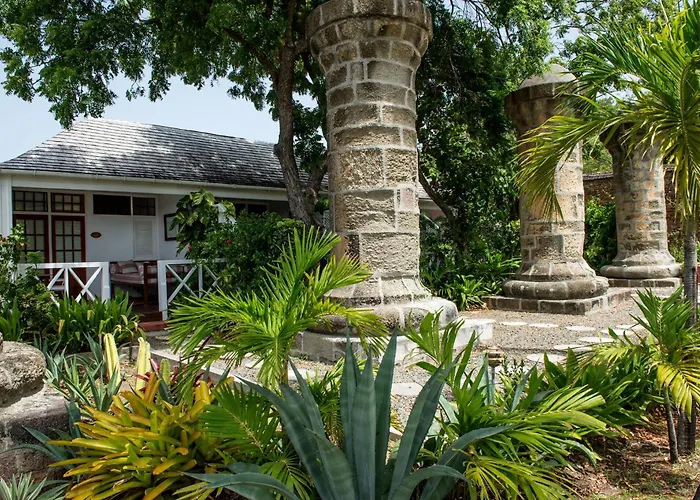 Admiral's Inn&Gunpowder Suites