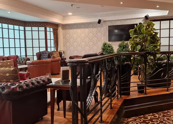 Royal Court Hotel