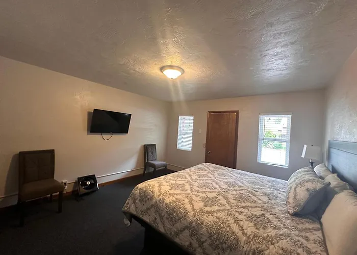 Lee Vining Motel