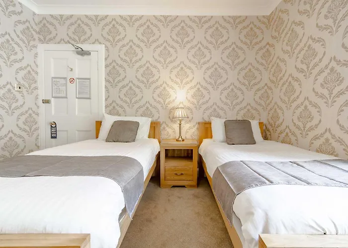 Mishnish Hotel