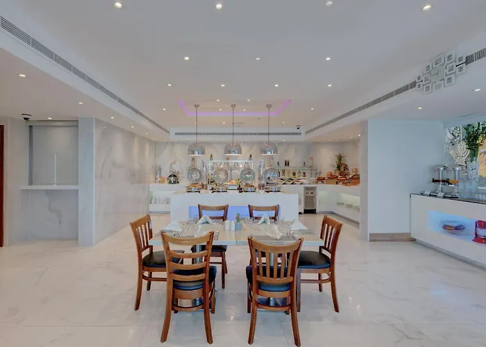 Hawthorn Suites By Wyndham Abu Dhabi City Center