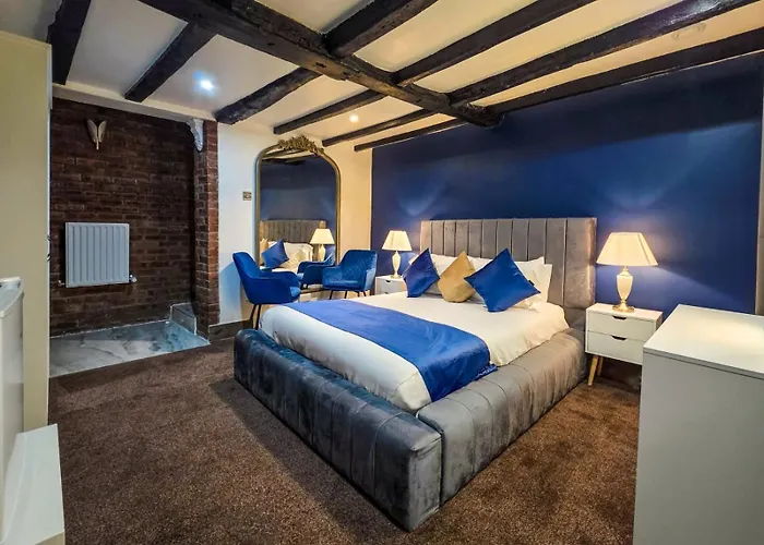 The Courtyard Lodge