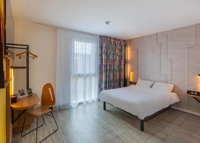 B&B Hotel Orleans Saran 3 Etoiles