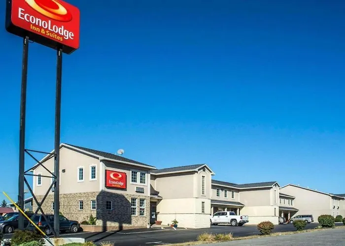 Econo Lodge Inn & Suites North Syracuse Airport