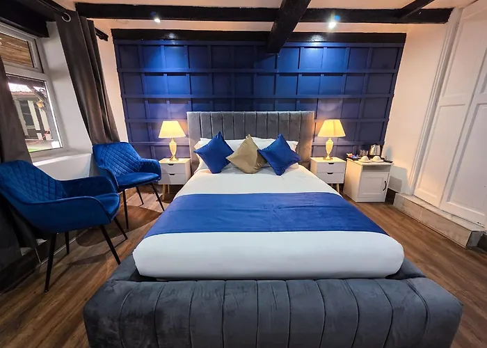 The Courtyard Lodge