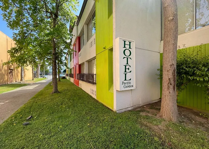 Hotel Pacific Garden