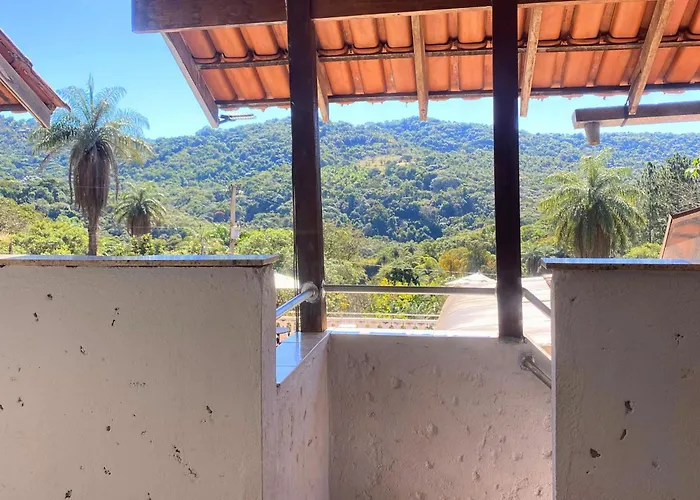Pousada Encantos da Serra Macacos