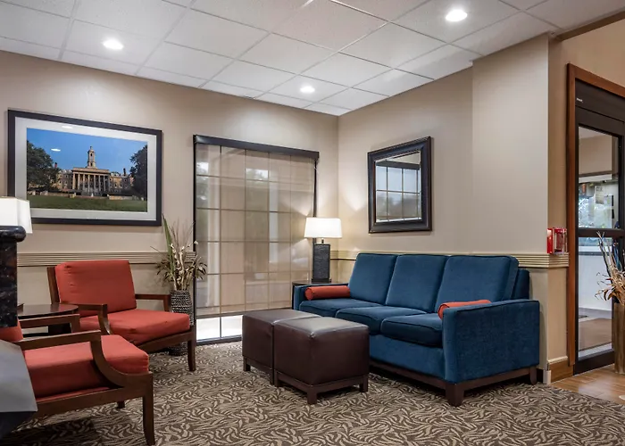 Comfort Suites State College Near Penn State - Steps Away From Psu!