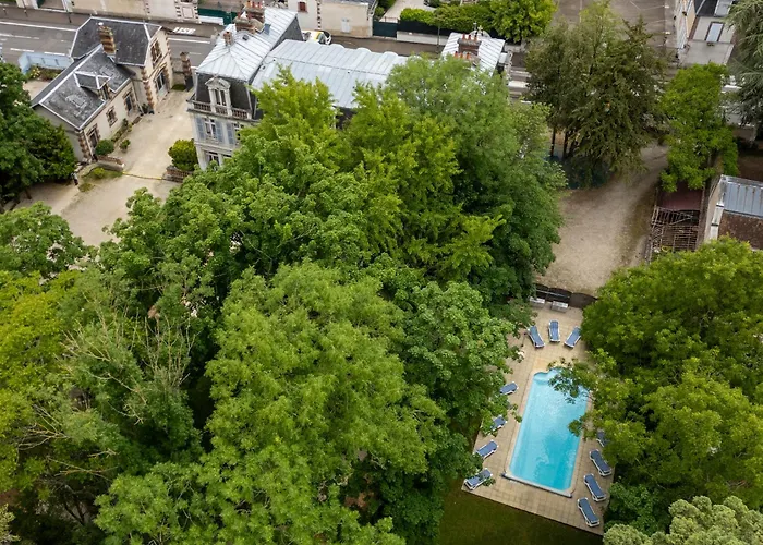 Logis Hotel Les Marechaux