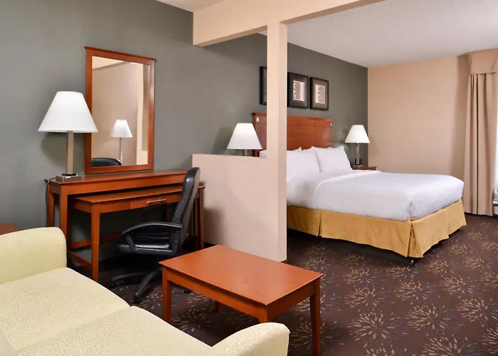 Holiday Inn Express Hotel & Suites West Chester By Ihg