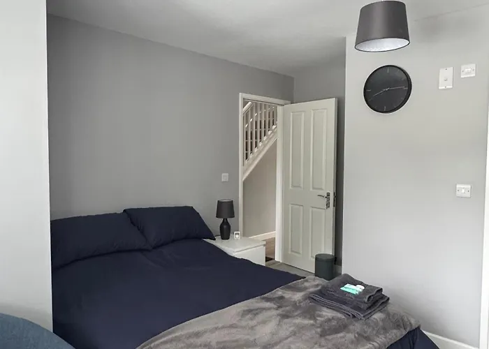 Ravenscourt Rooms by Brabazon Rooms